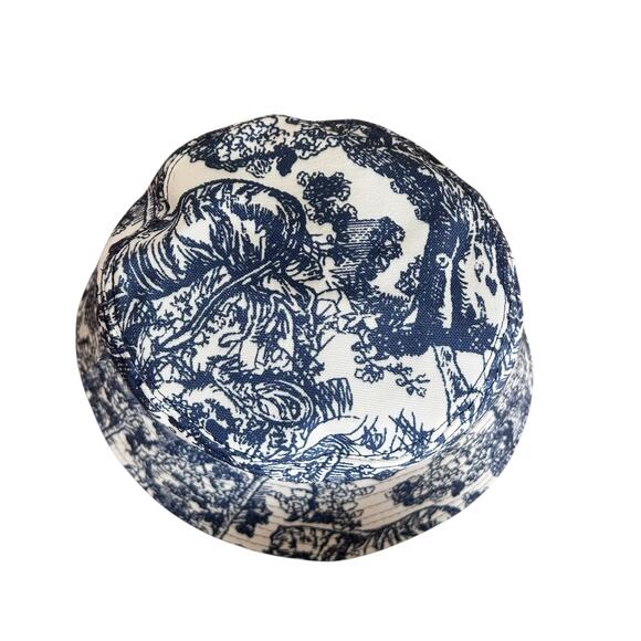 Christian Dior Dioriviera D Bobby Blue White Bucket Hat